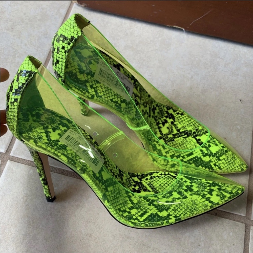 Jessica Simpson Pixera  snake print Pumps - Picture 6 of 7